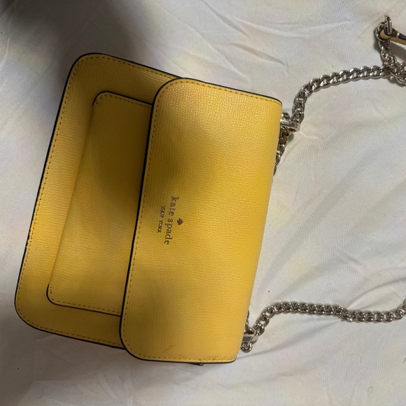 Remi Flap Chain Crossbody - Picture 1 of 2